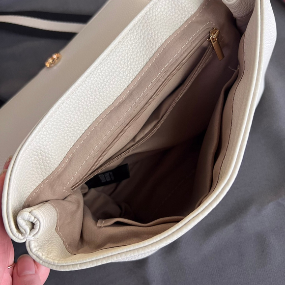 Badgley Mischka "The Bailey" Crossbody Bag Preppy Varsity Stripe Vegan Leather - Picture 9 of 11